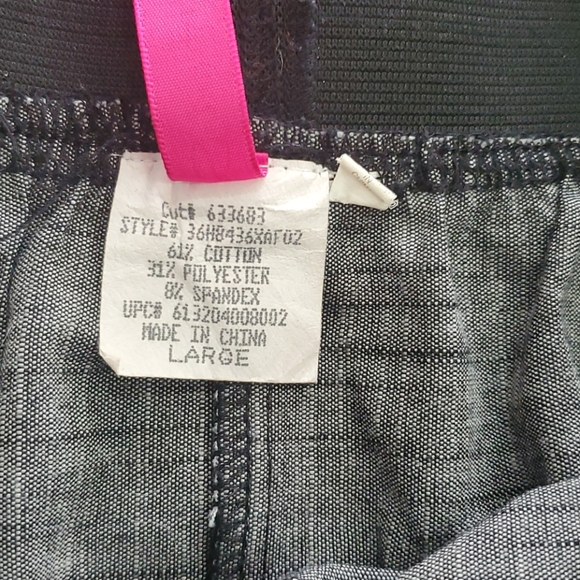 💥50% sale💥Heart SO szL embroidered skirt #856 - Picture 3 of 9